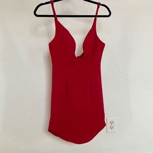 Red deep cut mini